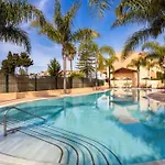 Apartamento Baia Da - Poolview Loft Aparment Luz