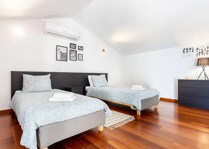 Baia Da - Poolview Loft Aparment Апартаменты Praia Da Luz