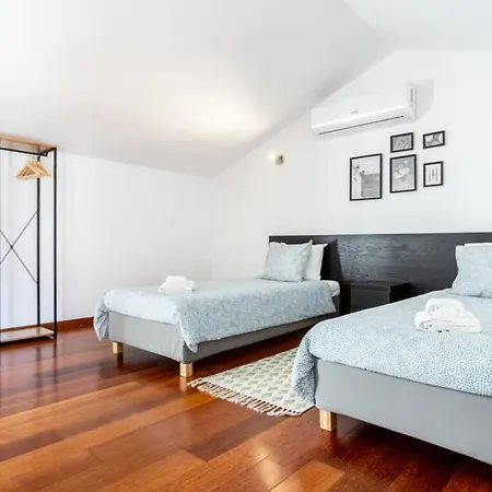 Baia Da - Poolview Loft Aparment Luz