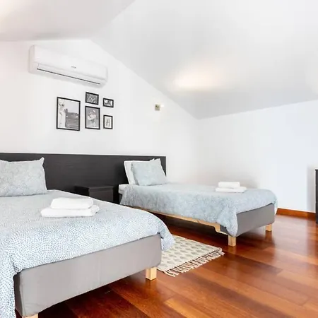 Baia Da - Poolview Loft Aparment Апартаменты Praia Da Luz